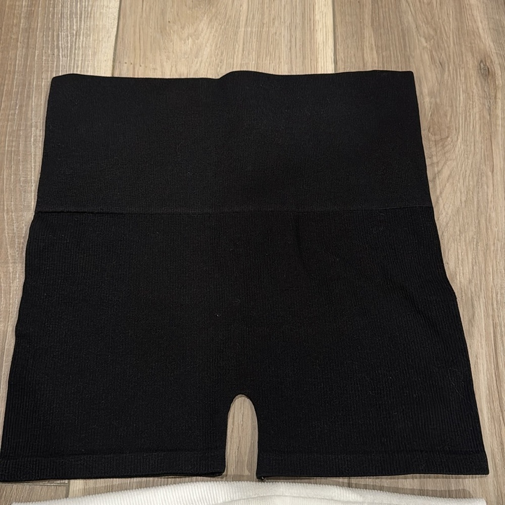 Ribbed Shorts